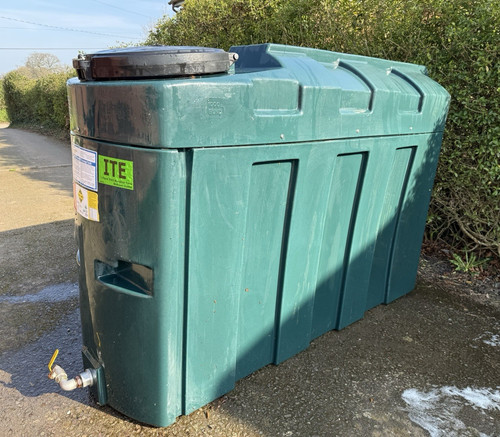 Harlequin 1000l bunded oil - 1000l,